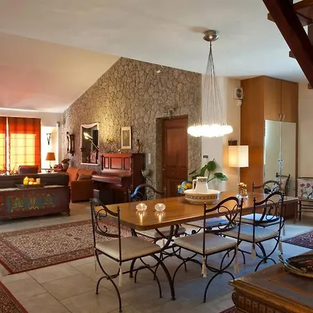 Gaia Villa