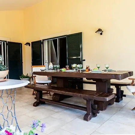 Gaia Villa *