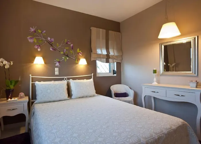 Gaia * Χαλικούνας